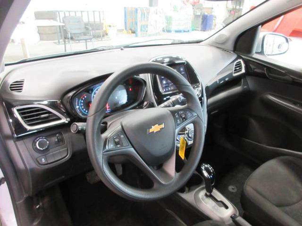 2019 Chevrolet Spark LT, APPLE/ANDROID, BT, CAMERA, ALLOYS, JUST 6K! Photo