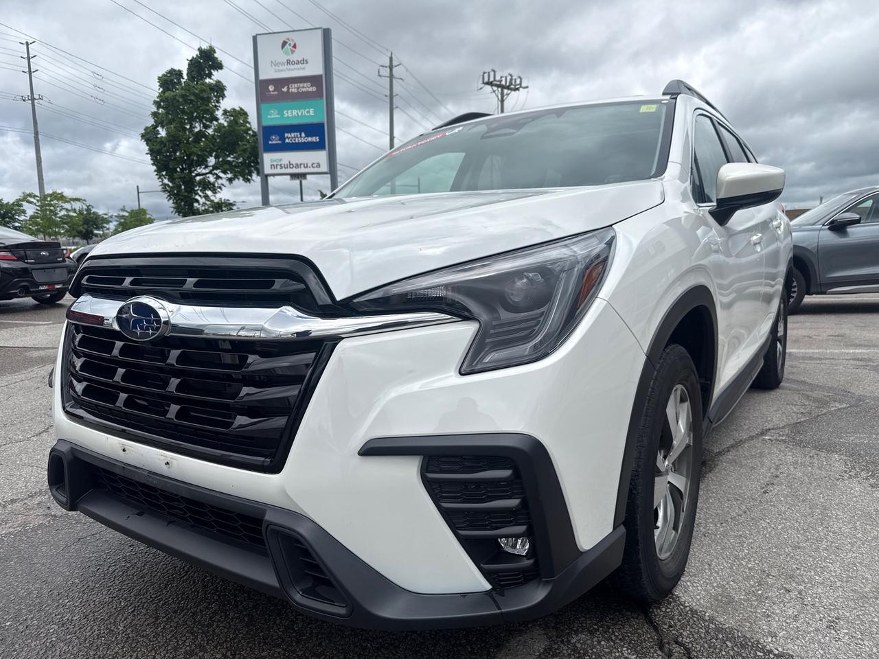 2024 Subaru ASCENT Touring 7-Passenger (CVT) 4dr All-Wheel Drive Photo2