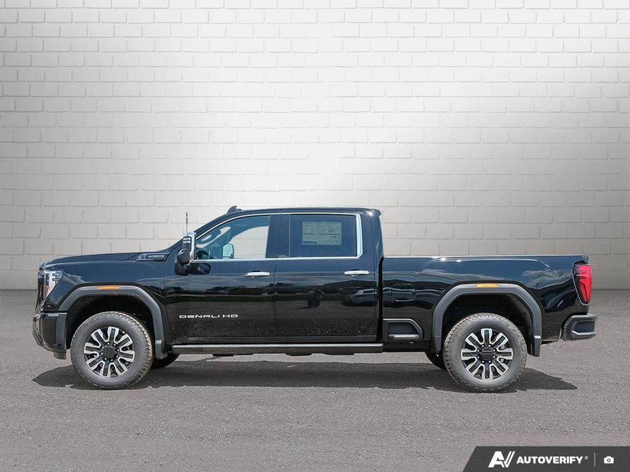 2026 GMC SIERRA 2500HD Crew Cab Standard Box 4-Wheel Drive Denali Ultimate Photo5