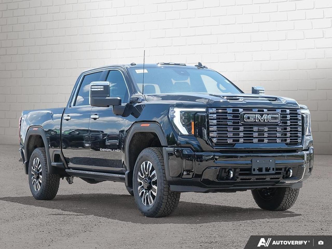 2026 GMC SIERRA 2500HD Crew Cab Standard Box 4-Wheel Drive Denali Ultimate Photo