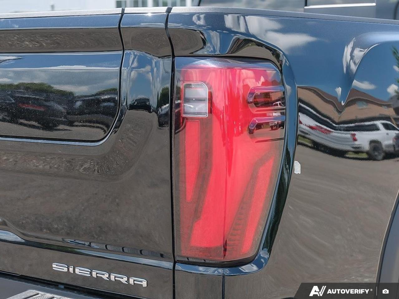 2026 GMC SIERRA 2500HD Crew Cab Standard Box 4-Wheel Drive Denali Ultimate Photo