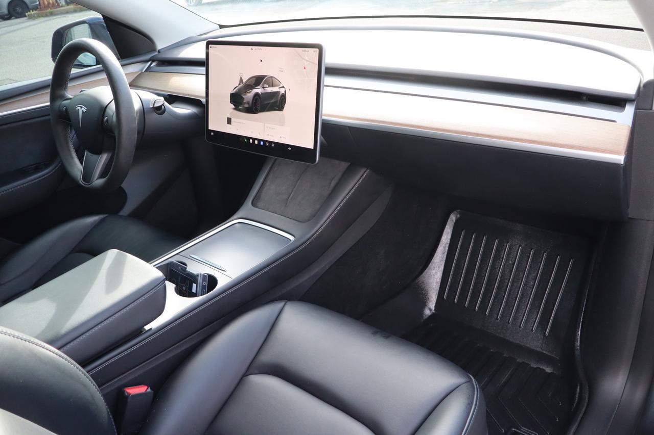 2022 Tesla Model Y Performance   Dual Motor   AWD Photo