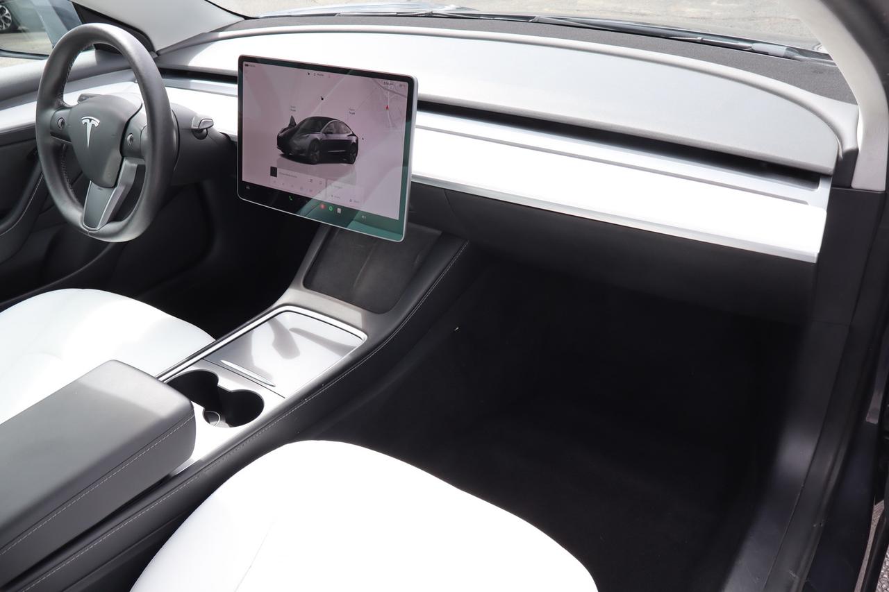 2022 Tesla Model 3 Standard Range Plus   No Accident   White Interior Photo