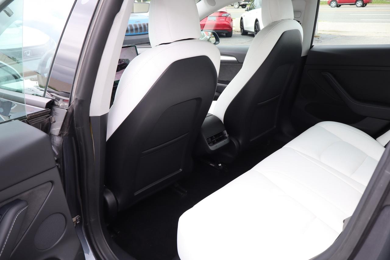 2022 Tesla Model 3 Standard Range Plus   No Accident   White Interior Photo