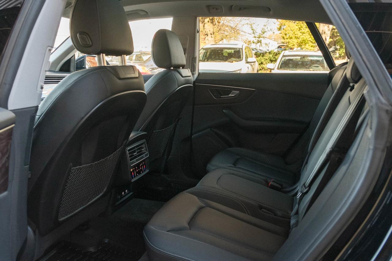 2019 Audi Q8 Progressiv Photo