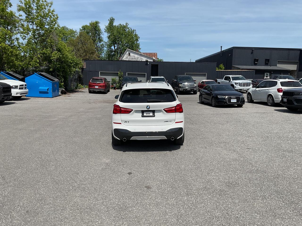 2018 BMW X1 xDrive28i 4dr All-wheel Drive Sports Activity Vehicle Photo4