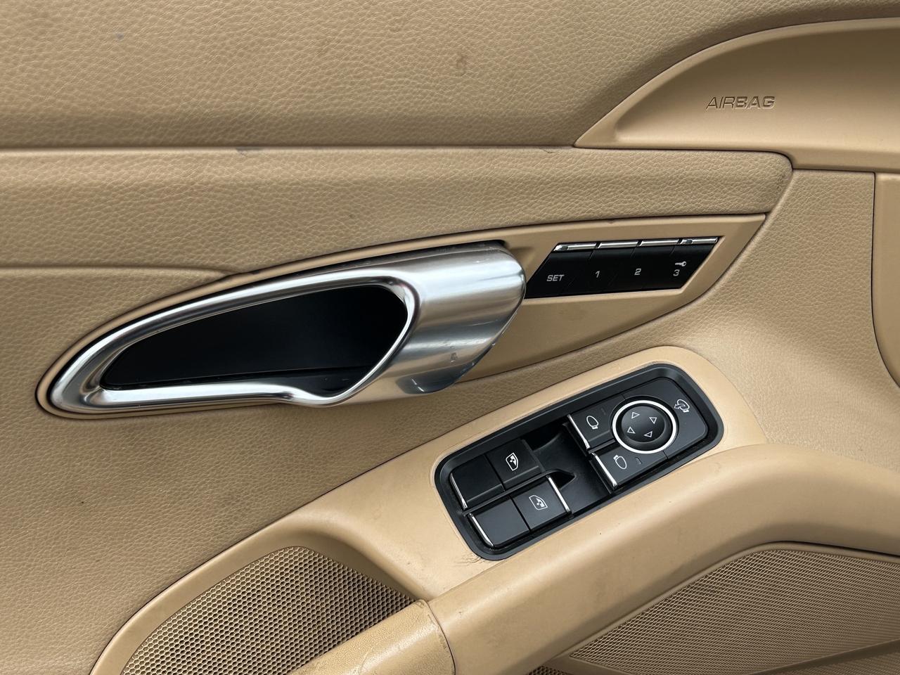 2014 Porsche Boxster 2Dr Roadster S Photo