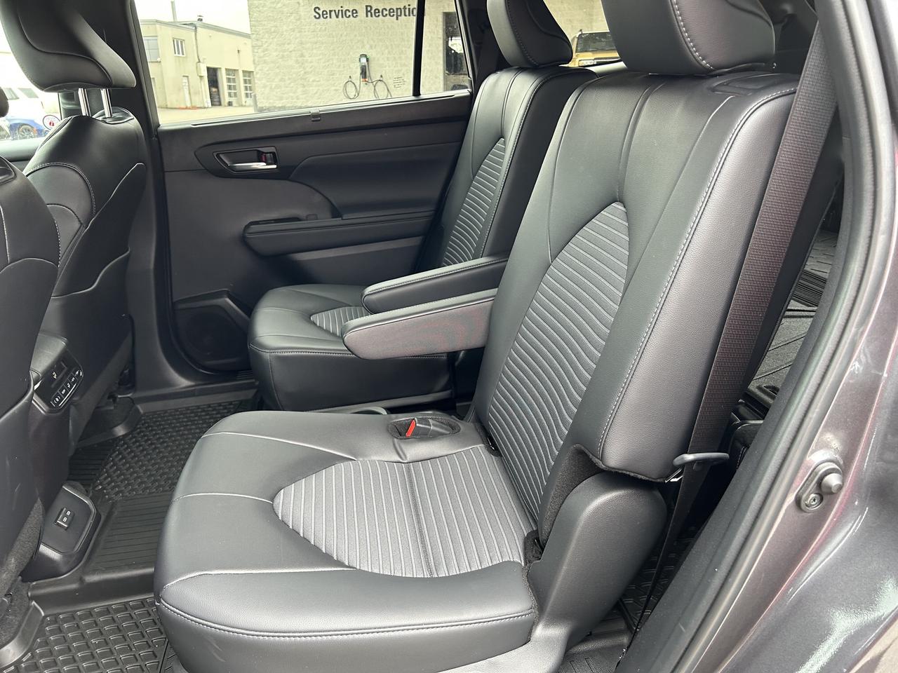 2024 Toyota Highlander XSE AWD Photo