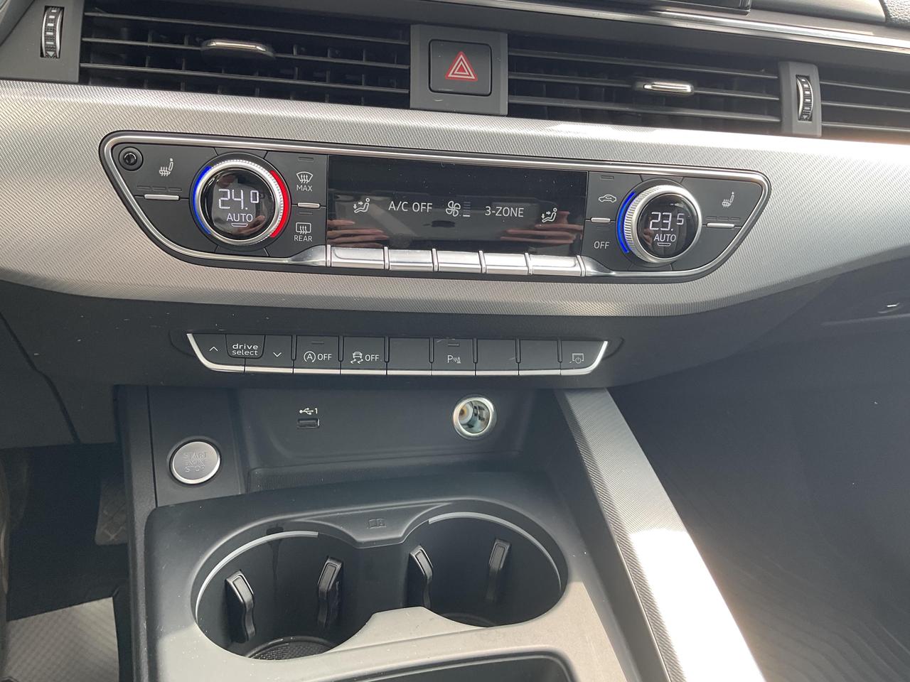 2020 Audi A4 2.0T Progressiv 4dr All-wheel Drive quattro Sedan Photo