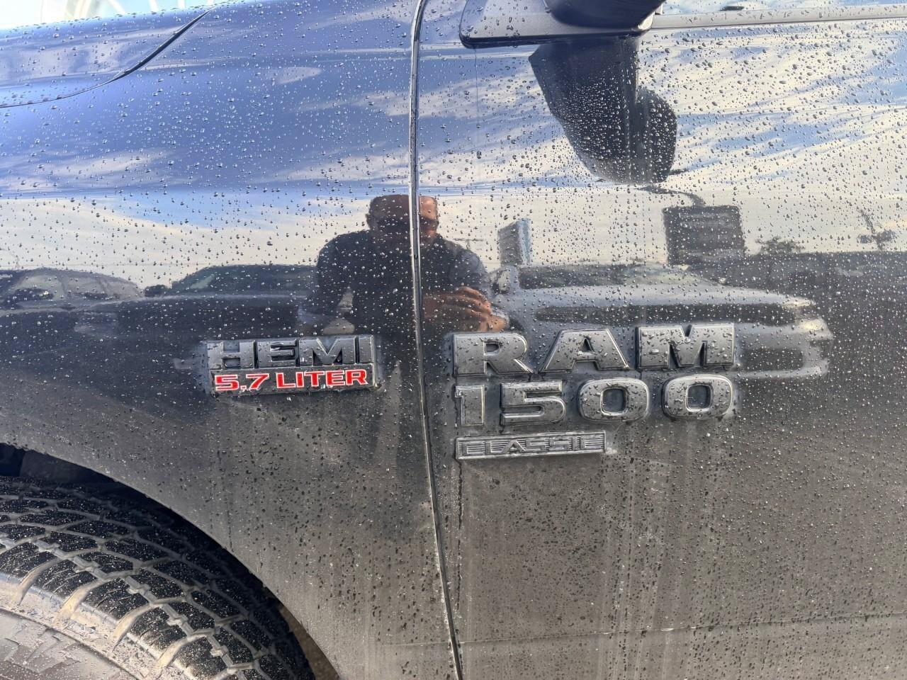 2021 RAM 1500 Classic SLT 4x4 Crew Cab 5'7  Box Photo2