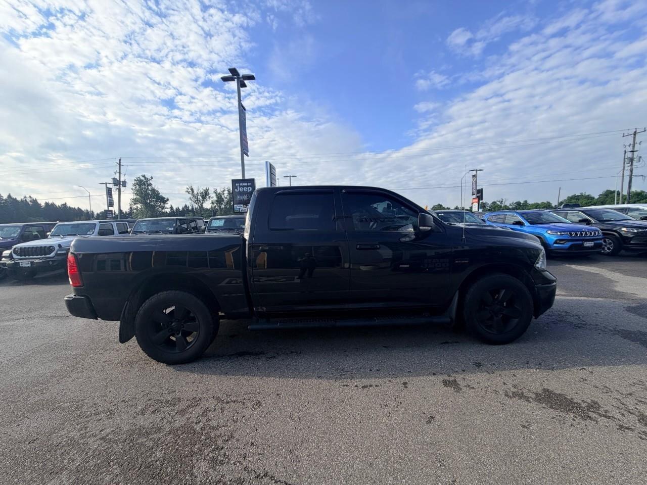 2021 RAM 1500 Classic SLT 4x4 Crew Cab 5'7  Box Photo
