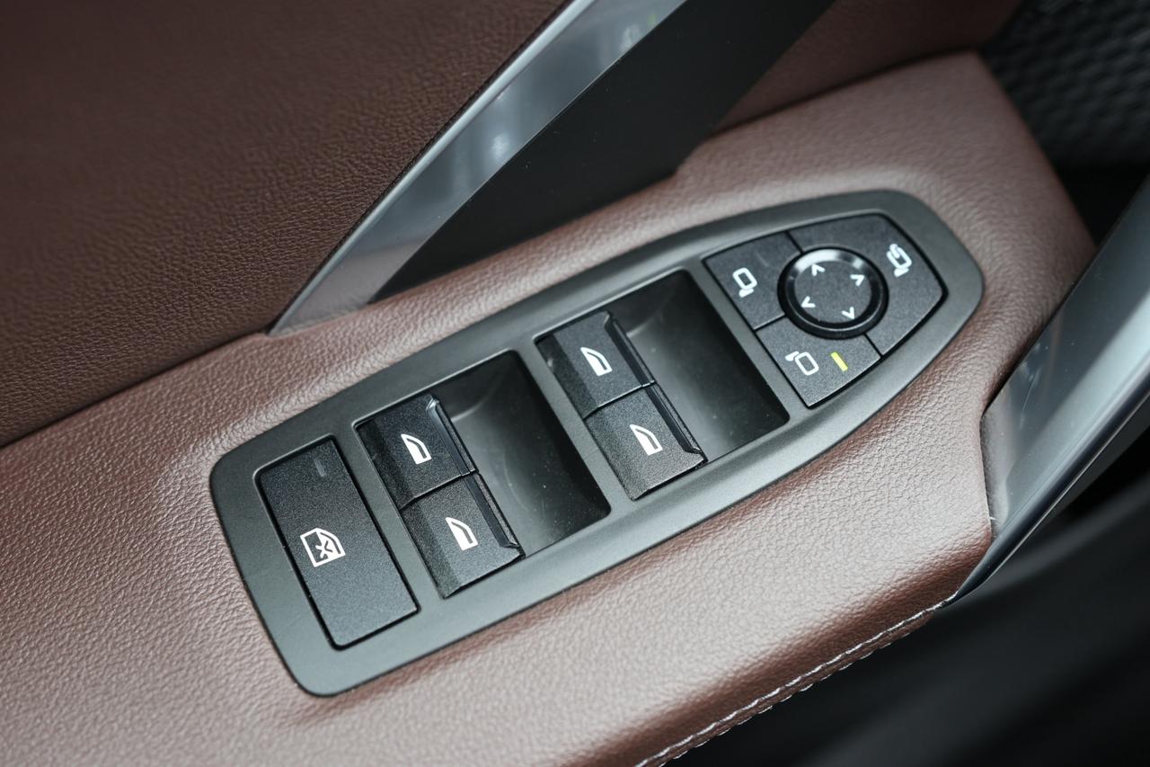 2023 BMW X1 XDrive28i-M SPORT PKG-AWD-R STARTER/ADAPT CRUISE/N Photo