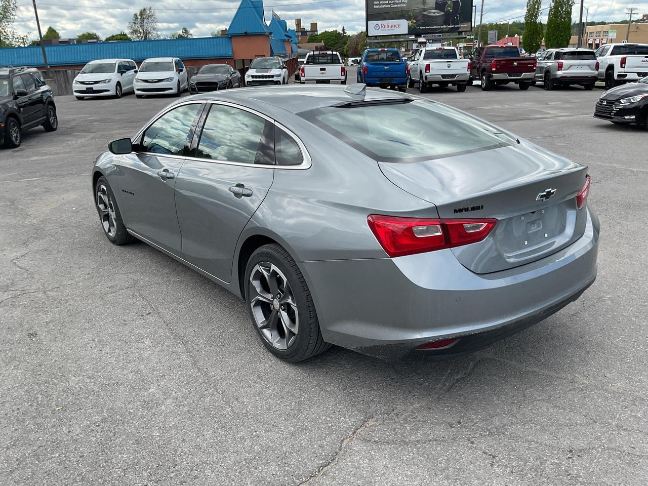 2024 Chevrolet Malibu 1LT 4dr Sedan Photo3