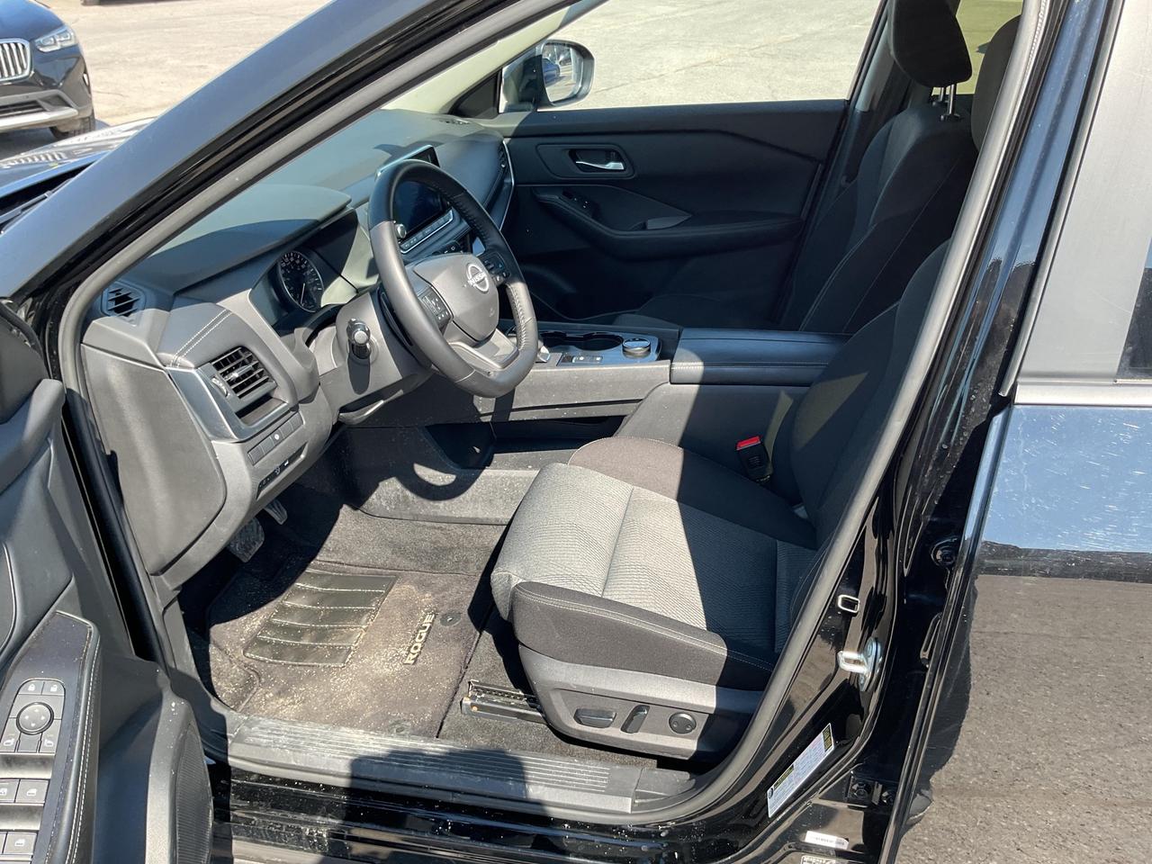 2025 Nissan Rogue  Photo