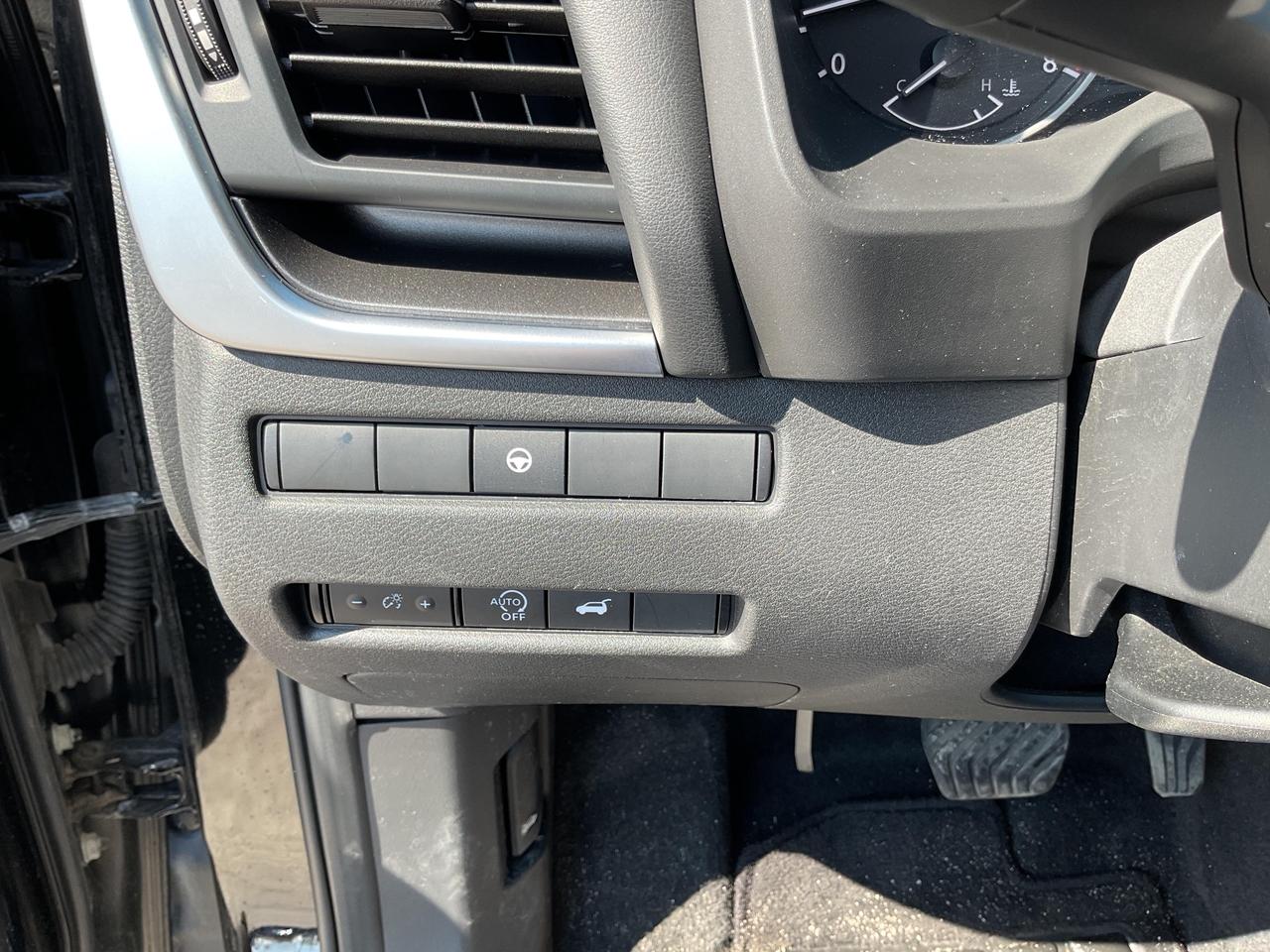 2025 Nissan Rogue  Photo