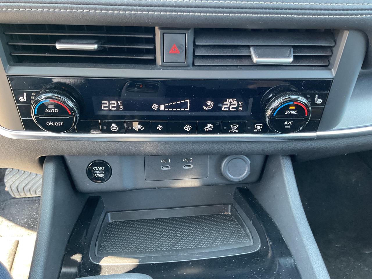 2025 Nissan Rogue  Photo
