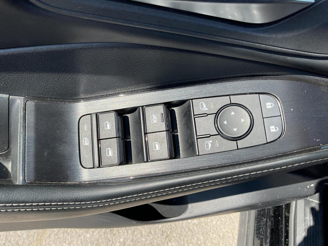2025 Nissan Rogue  Photo