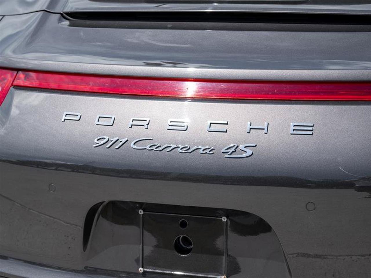 2013 Porsche 911 Carrera 4S Photo