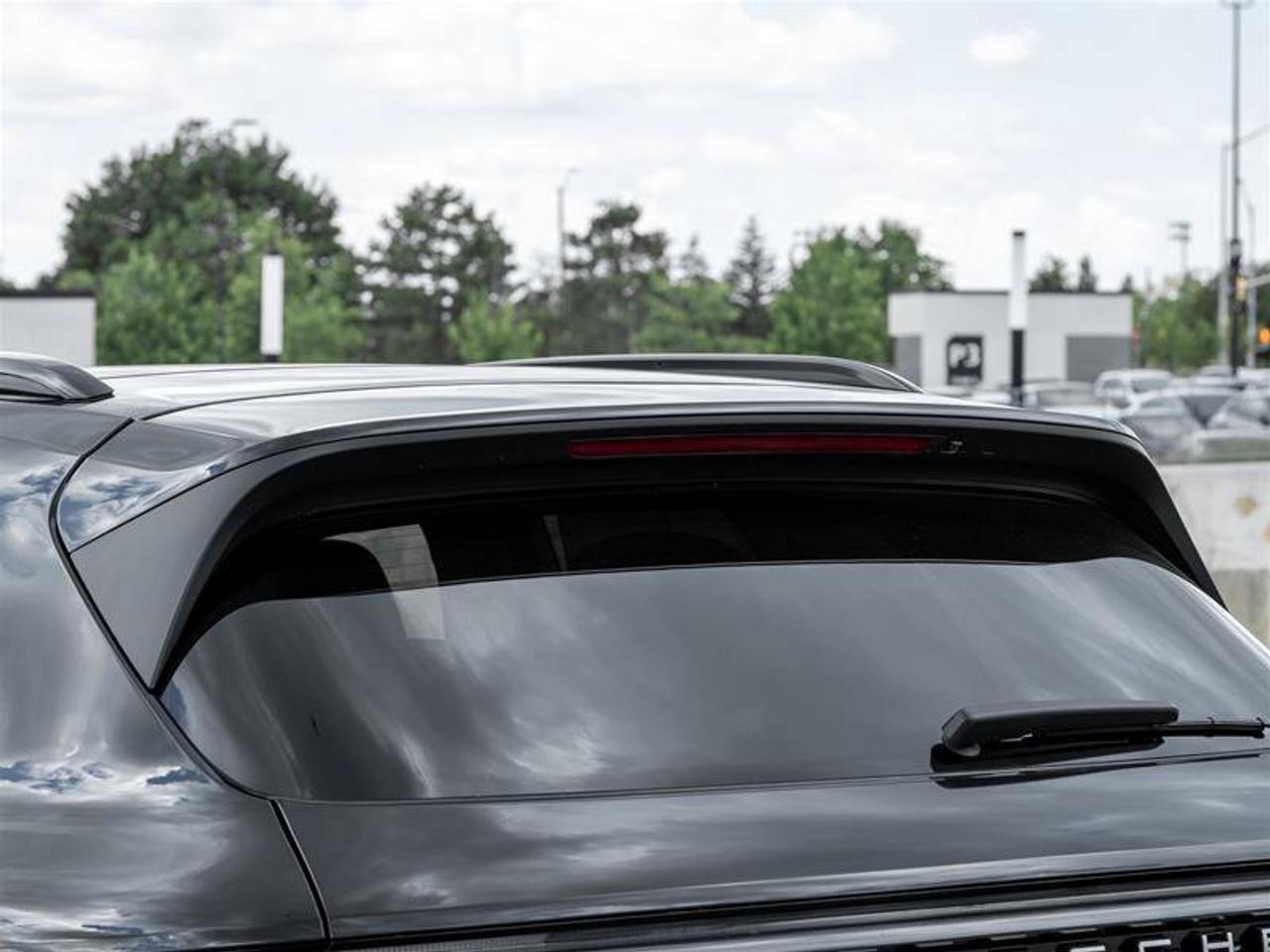2026 Porsche Cayenne E-Hybrid Photo