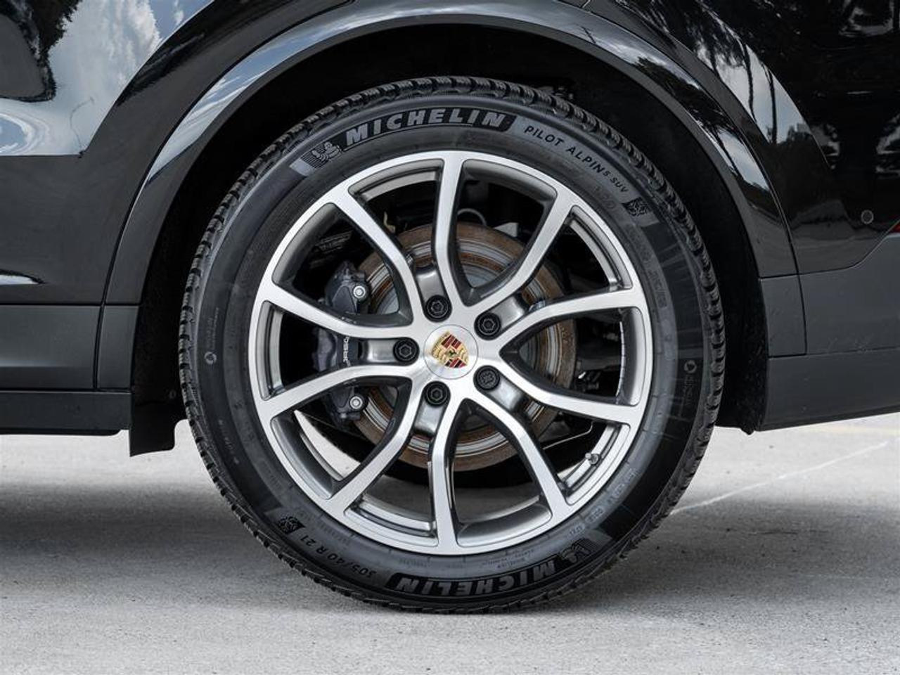 2026 Porsche Cayenne E-Hybrid Photo