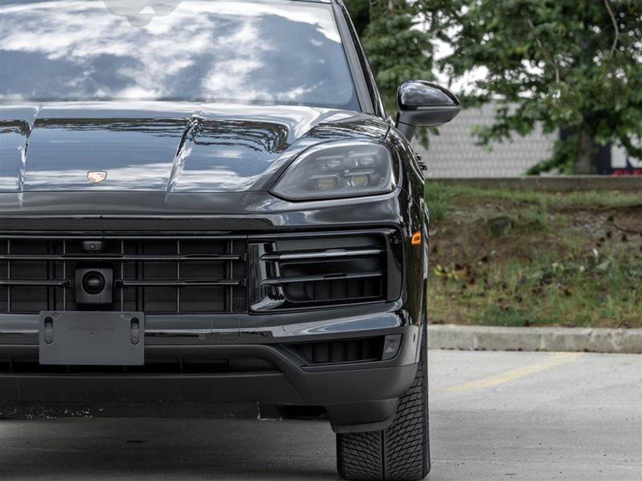 2026 Porsche Cayenne E-Hybrid Photo