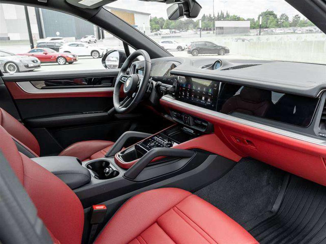 2026 Porsche Cayenne E-Hybrid AWD Premium Plus Package 21 Cayenne Exclusive Design Wheels Exclusive Design Taillights Photo