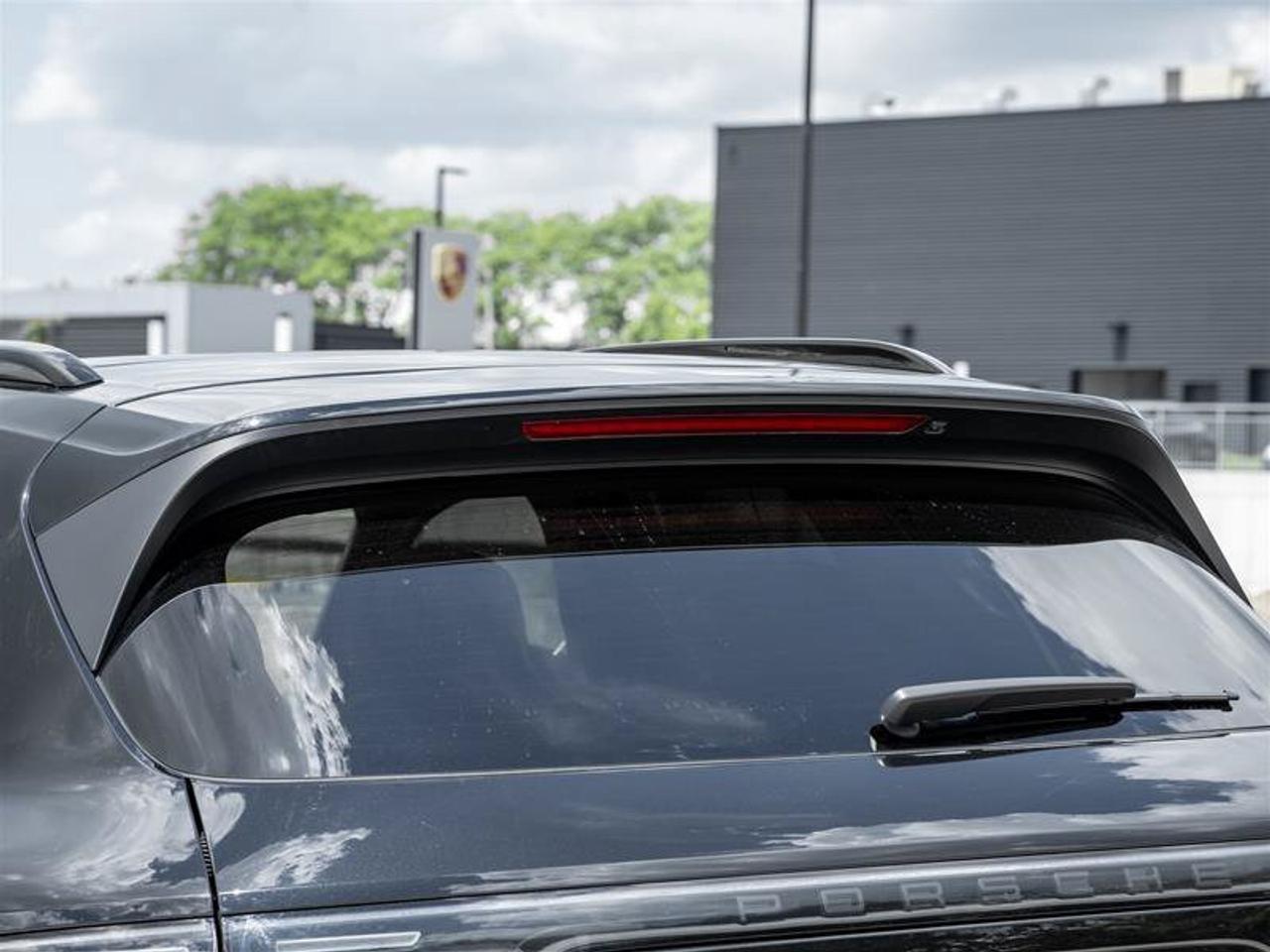 2023 Porsche Cayenne Base Photo