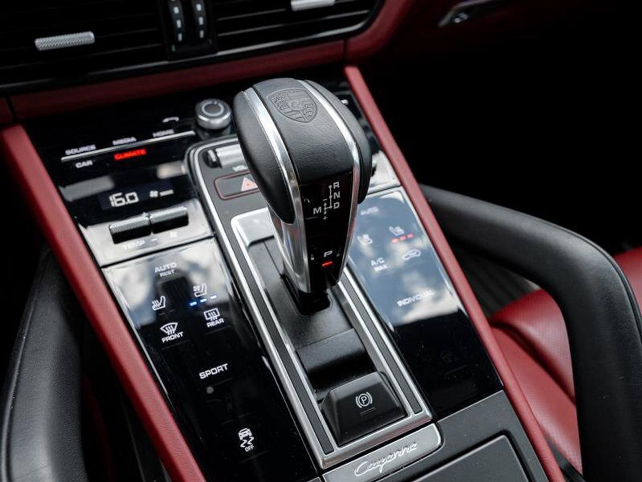 2023 Porsche Cayenne Base Photo