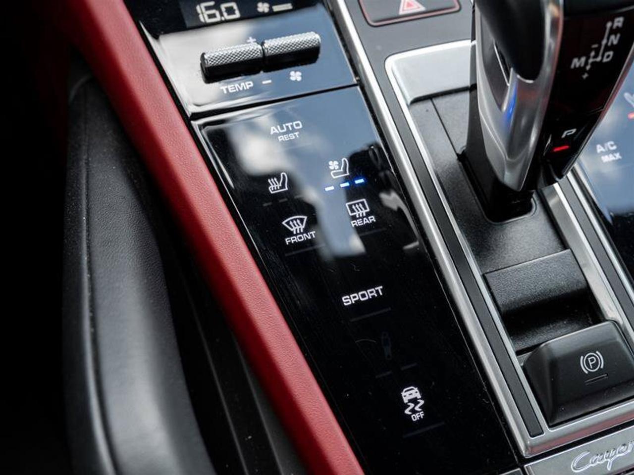 2023 Porsche Cayenne Base Photo