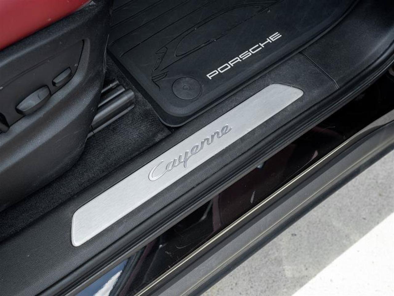 2023 Porsche Cayenne Base Photo