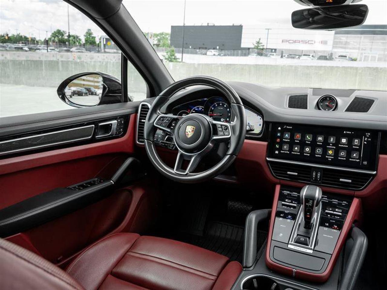 2023 Porsche Cayenne Base Photo