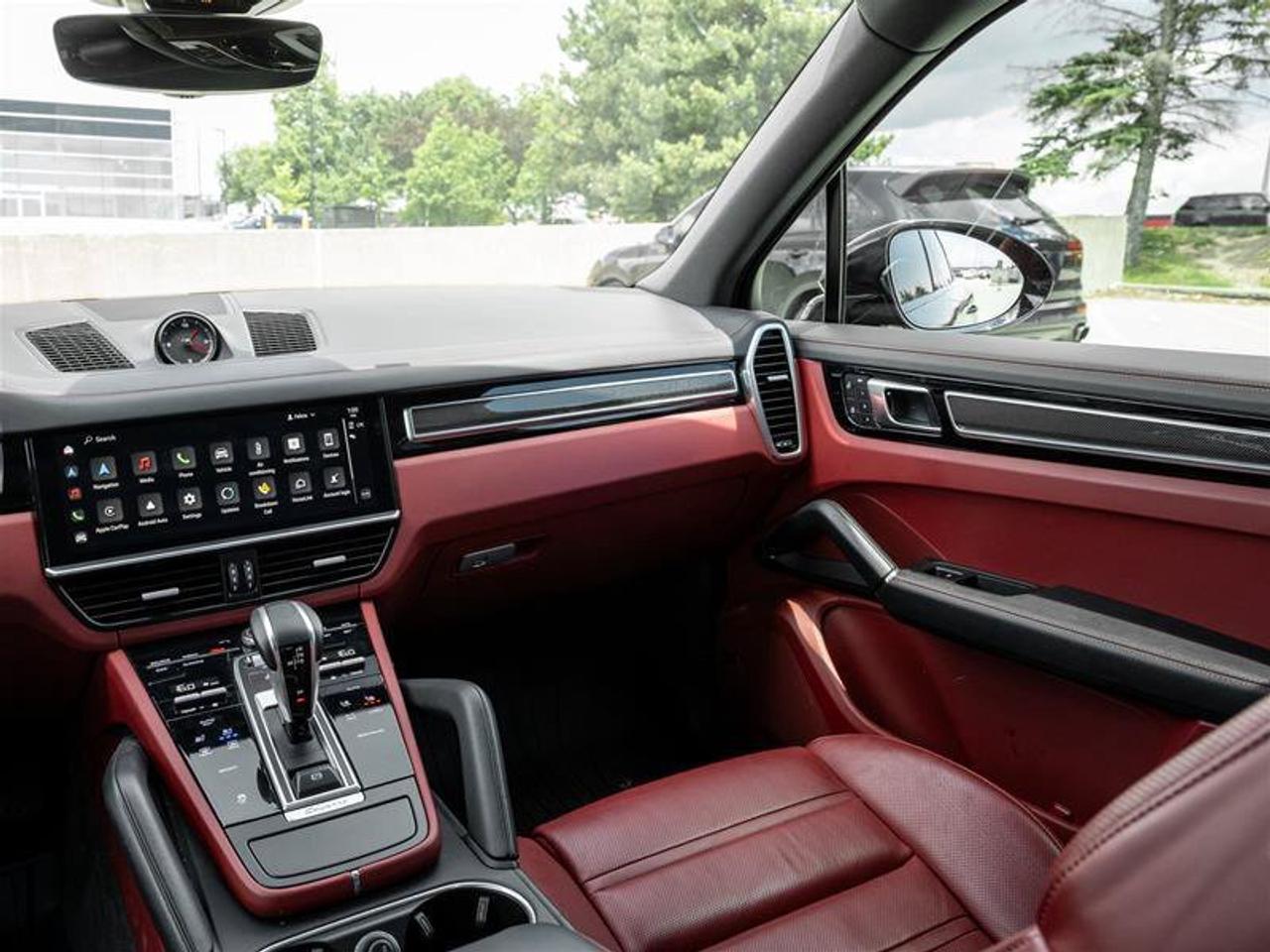 2023 Porsche Cayenne Base Photo