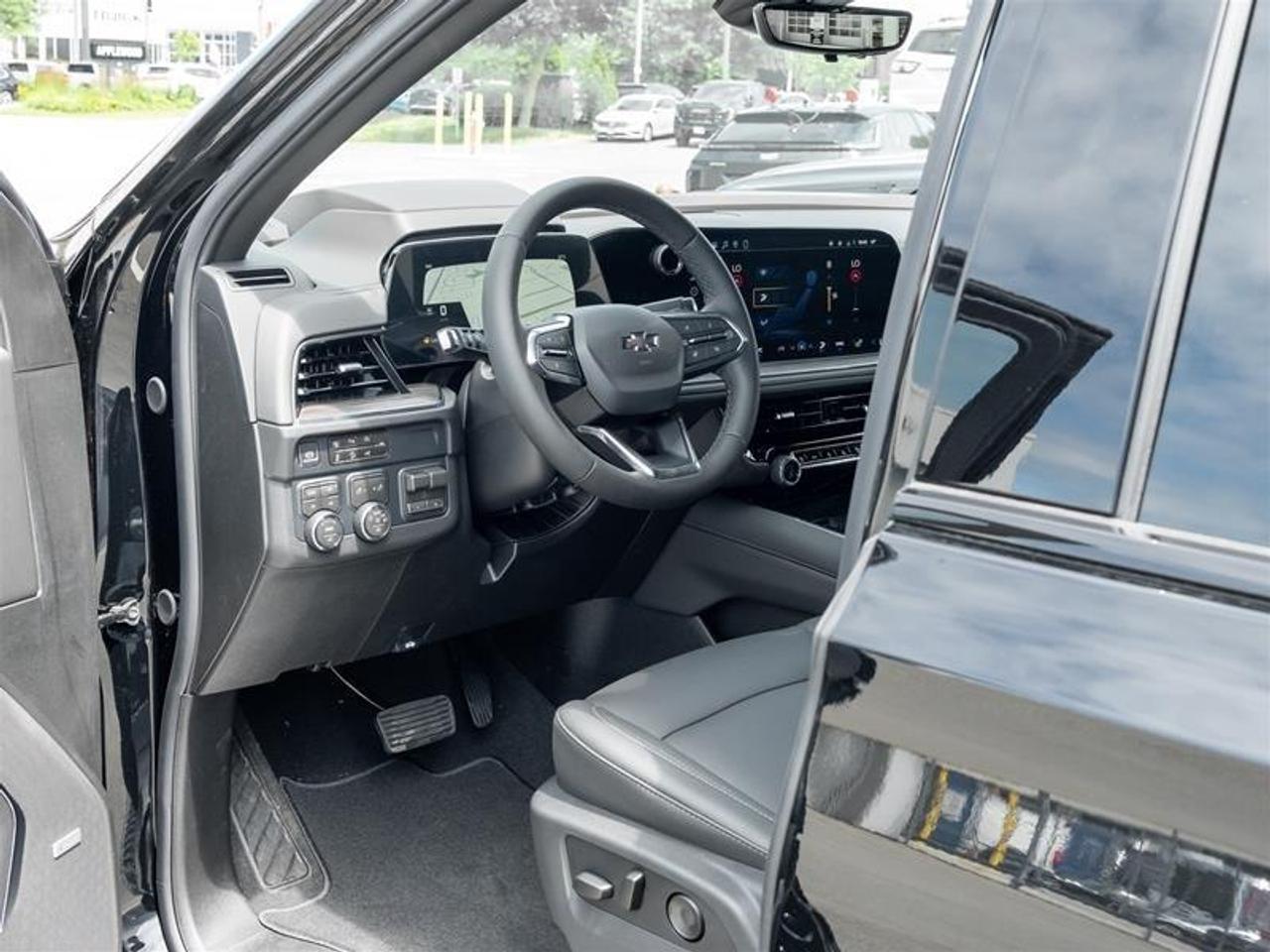 2026 Chevrolet Suburban Z71 4dr 4x4 Photo