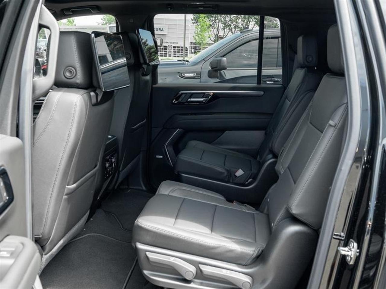 2026 Chevrolet Suburban Z71 4dr 4x4 Photo