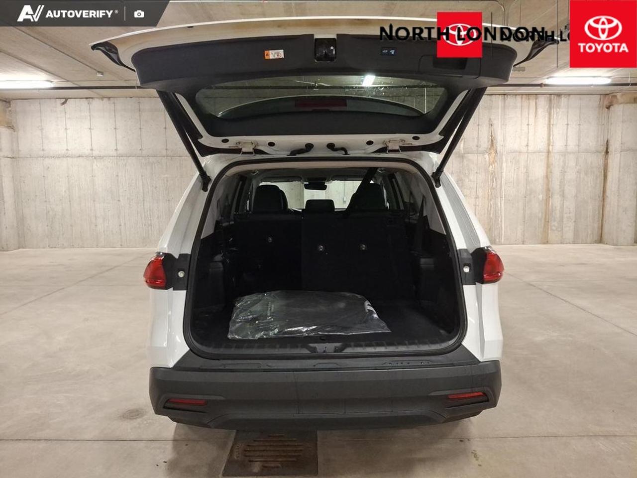 2024 Toyota Grand Highlander XLE 4dr All-Wheel Drive Photo