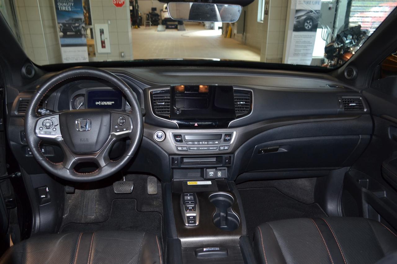 2023 Honda Passport TRAILSPORT Photo2