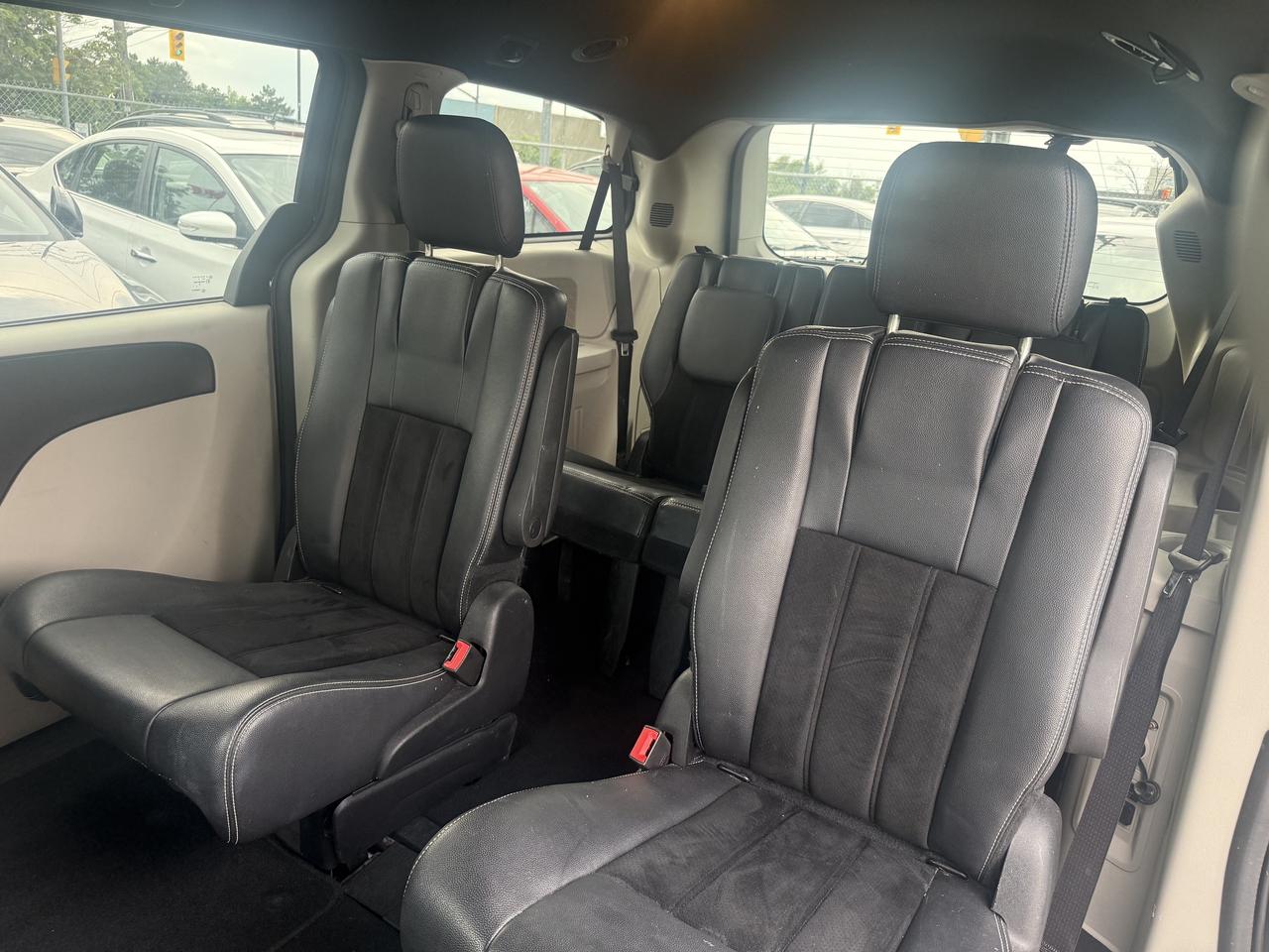 2016 Dodge Grand Caravan *** BLOWOUT SALE *** Photo
