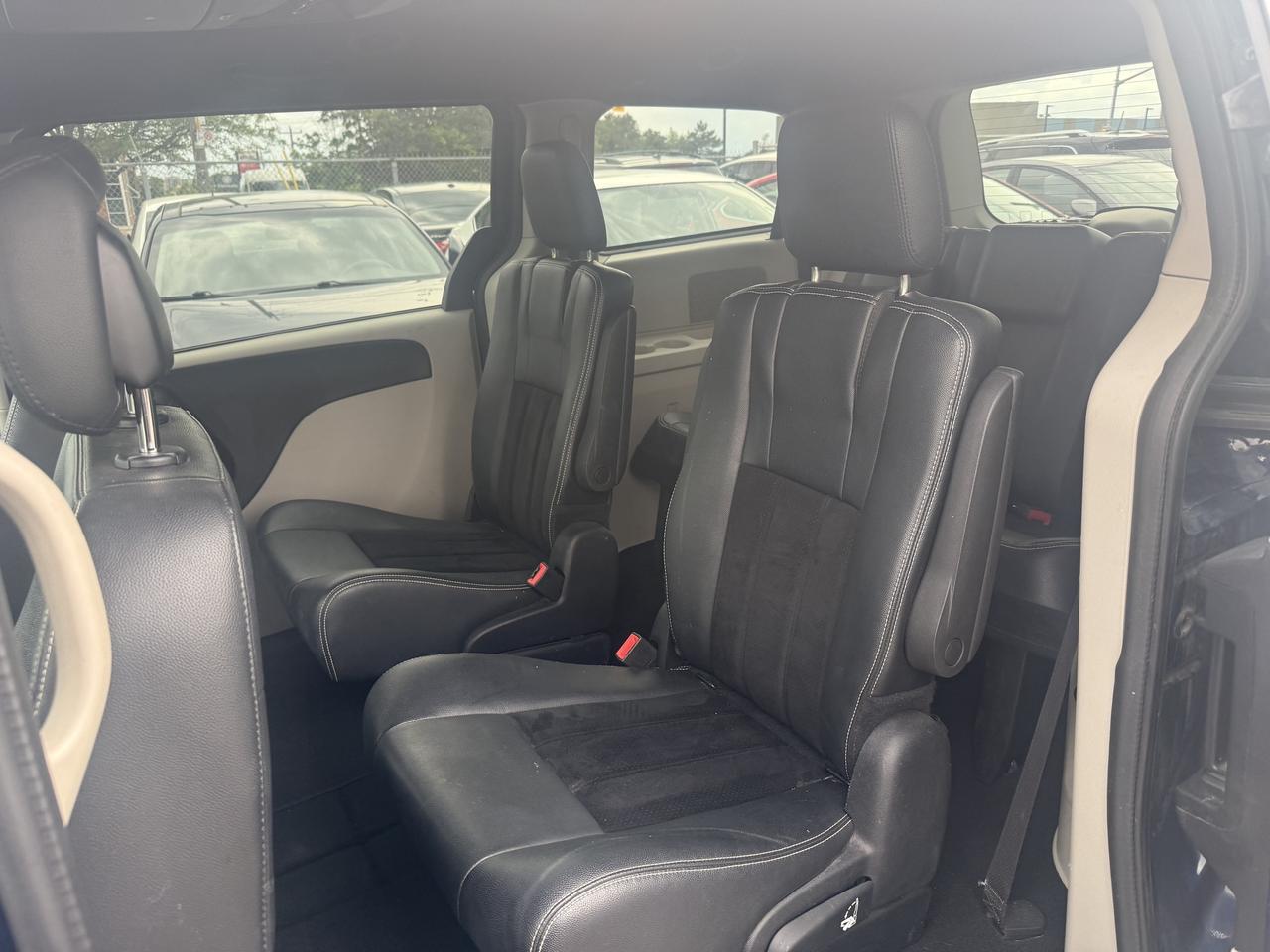 2016 Dodge Grand Caravan *** BLOWOUT SALE *** Photo