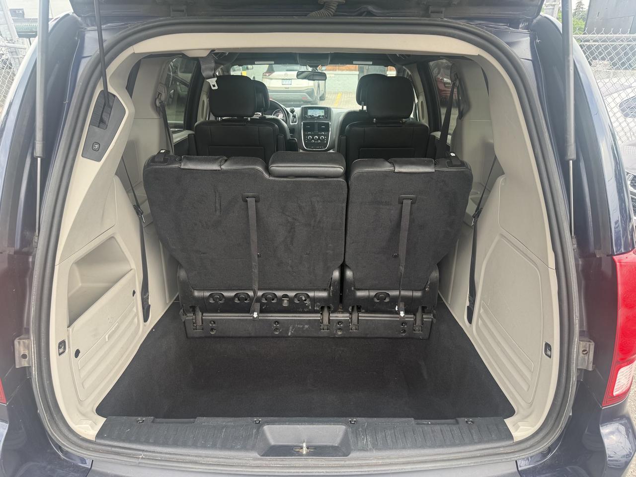 2016 Dodge Grand Caravan *** BLOWOUT SALE *** Photo