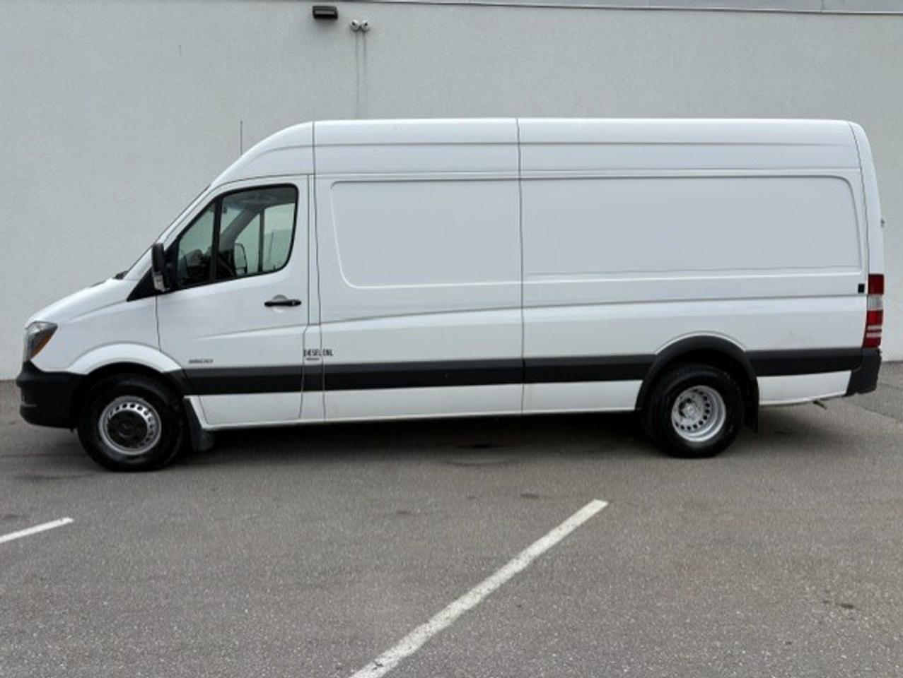 2014 Mercedes-Benz Sprinter 3500 V6 170 EXT DUALLY-1 OWNER-SHELVES-DIVIDER-CAM Photo
