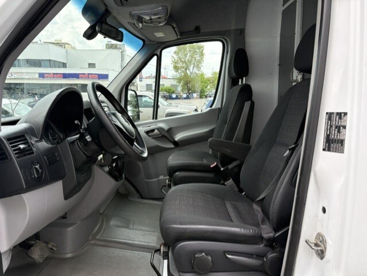 2014 Mercedes-Benz Sprinter 3500 V6 170 EXT DUALLY-1 OWNER-SHELVES-DIVIDER-CAM Photo
