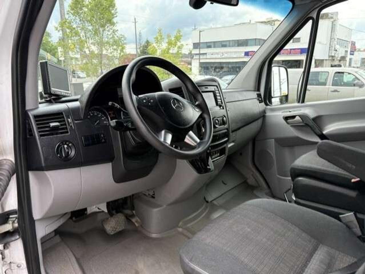 2014 Mercedes-Benz Sprinter 3500 V6 170 EXT DUALLY-1 OWNER-SHELVES-DIVIDER-CAM Photo