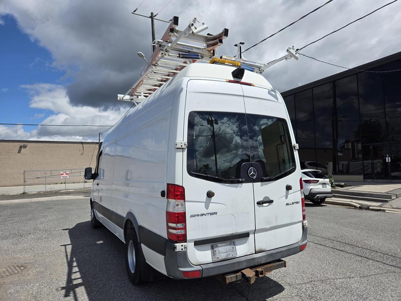 2015 Mercedes-Benz Sprinter 3500 V6 170 HIGH ROOF-DUALLY-LADDER RACKS-1 OWNER! Photo