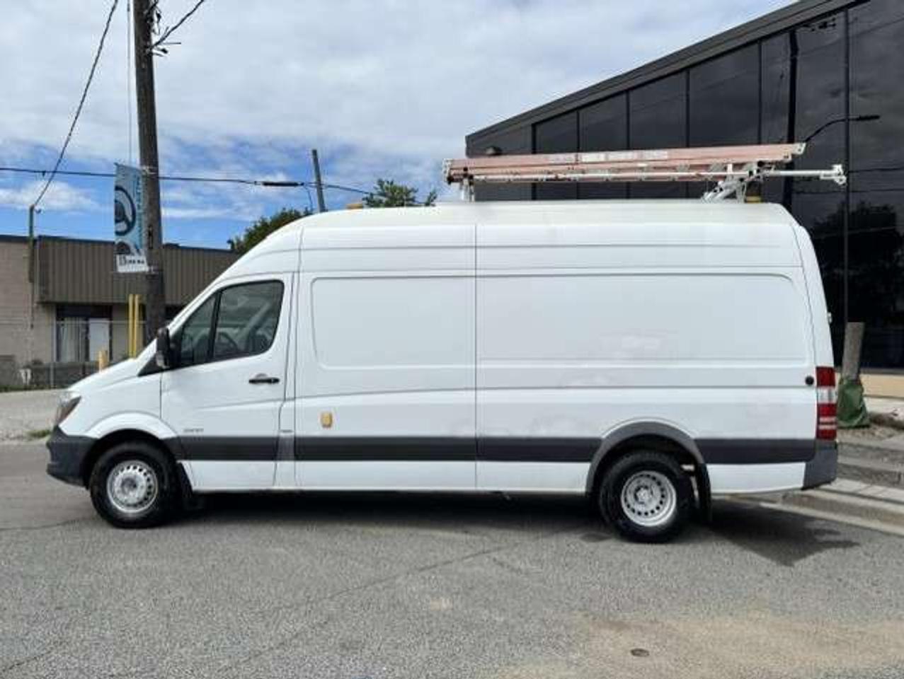2015 Mercedes-Benz Sprinter 3500 V6 170 HIGH ROOF-DUALLY-LADDER RACKS-1 OWNER! Photo1