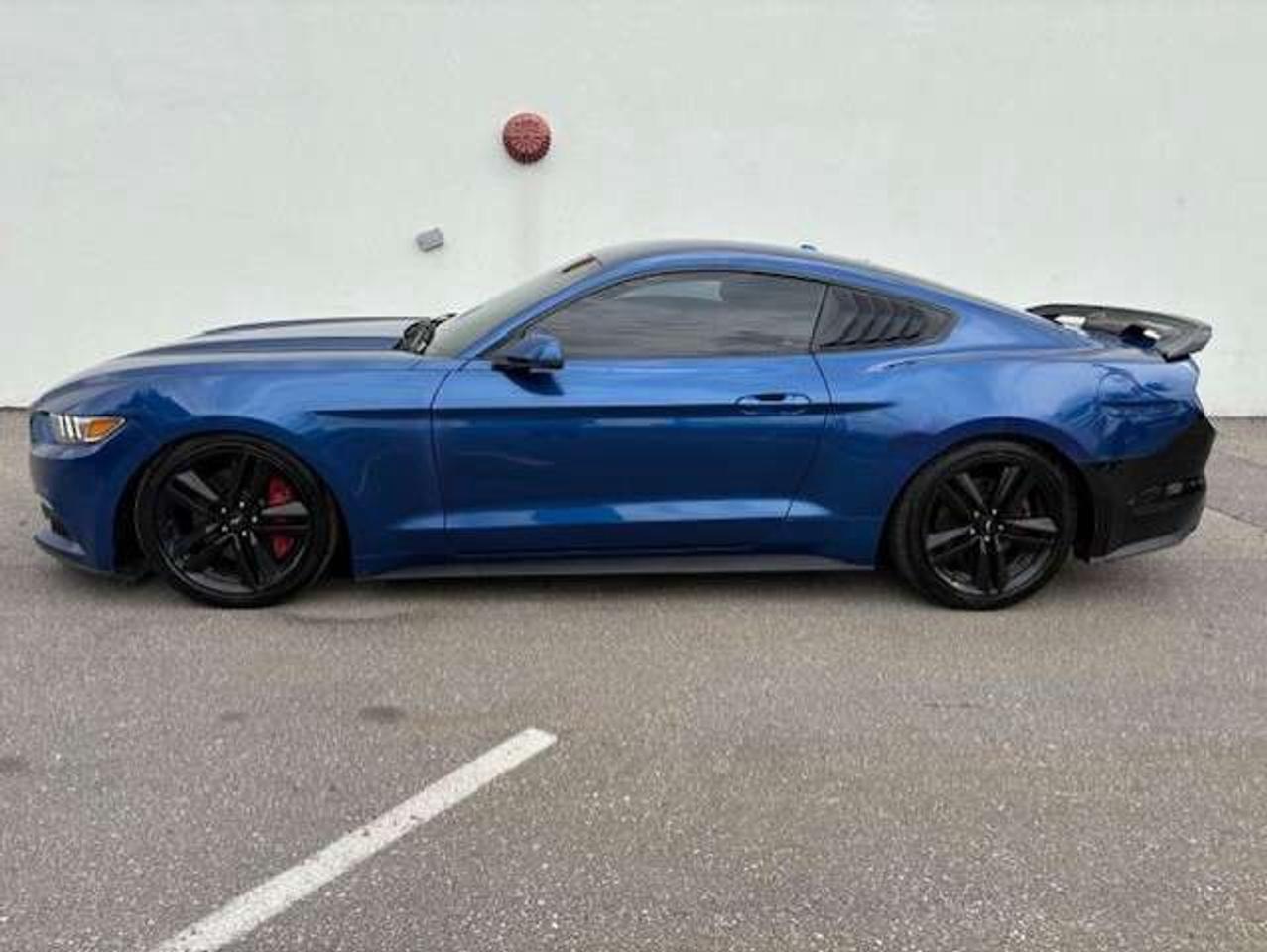 2017 Ford Mustang LAMBORGHINI DOORS-LEATHER-EXHAUST-EcoBoost Premium Photo5