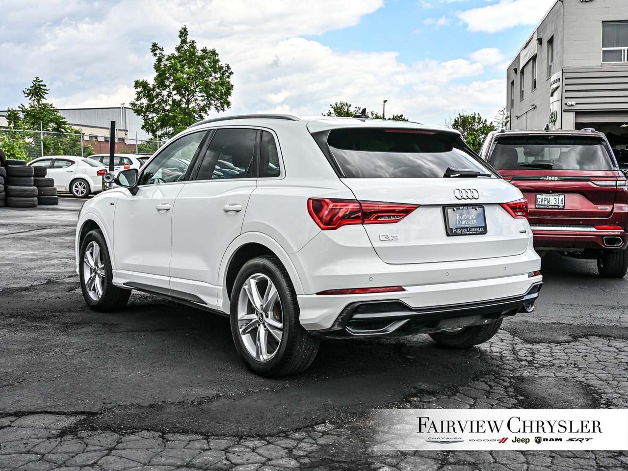 2021 Audi Q3 45 Progressiv PANOROOF   CARPLAY   LEATHER   HEATE Photo3