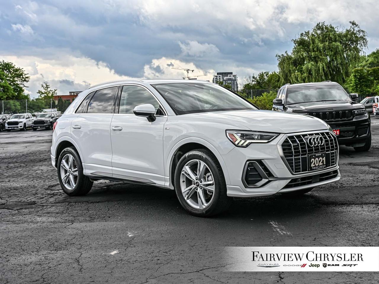 2021 Audi Q3 45 Progressiv PANOROOF   CARPLAY   LEATHER   HEATE Photo