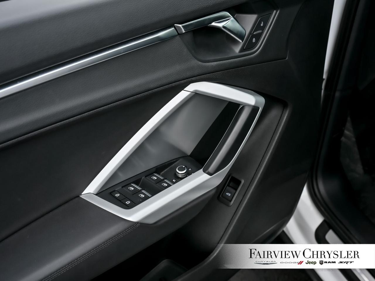2021 Audi Q3 45 Progressiv PANOROOF   CARPLAY   LEATHER   HEATE Photo