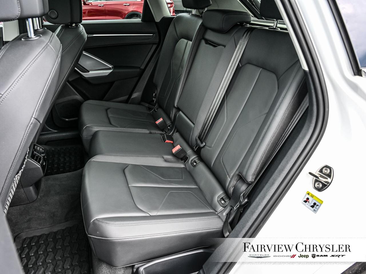 2021 Audi Q3 45 Progressiv PANOROOF   CARPLAY   LEATHER   HEATE Photo