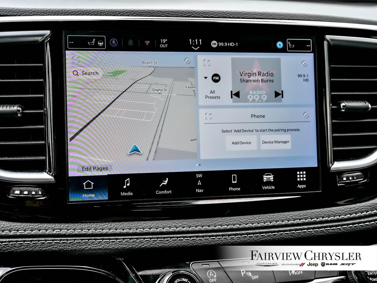2024 Chrysler Pacifica Limited S APPEARANCE   PANO ROOF   LEATHER   NAV Photo